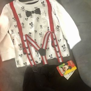 Disney Mickey set 18/24 mon brand new